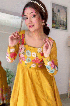 ✨ Pure Soft Organza Silk Kali Pattern Anarkali Suit Set With Full Flair, Canvas Patta, Dupatta & Pant – A Regal Ethnic Ensemble For Elegant Occasions