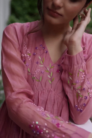 Dusty Rose Floral Embroidered Kurta